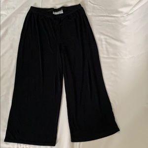 Chico’s Travelers cropped Pants size 3 (XL/16)